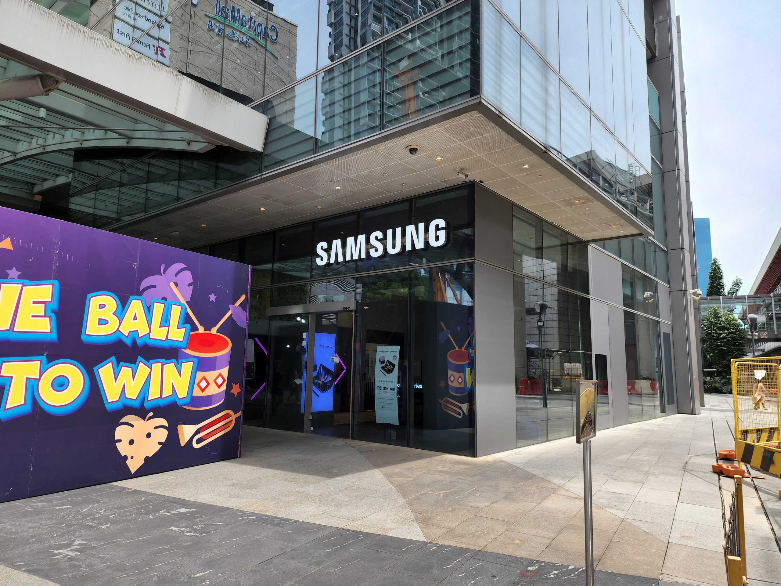 Samsung Experience Store @ Westgate